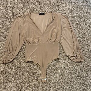 21 Saints Taupe V-Neck Long Sleeve Bodysuit